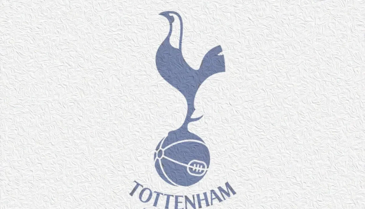 Schmeichel dan Joe Hart Berikan Dukungan pada Antonin Kinsky Usai Debut Berat di Liga Champions