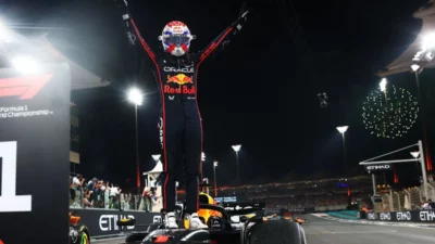 Max Verstappen Tenang Meski Finish Jauh dari George Russell di Seri Pembuka F1 2026